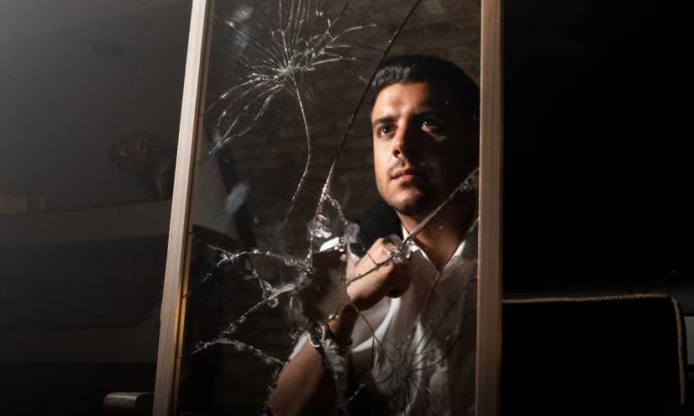 Το νέο τραγούδι «Πωλείται», σε μουσική και ερμηνεία του Σάββα Κέττηρου