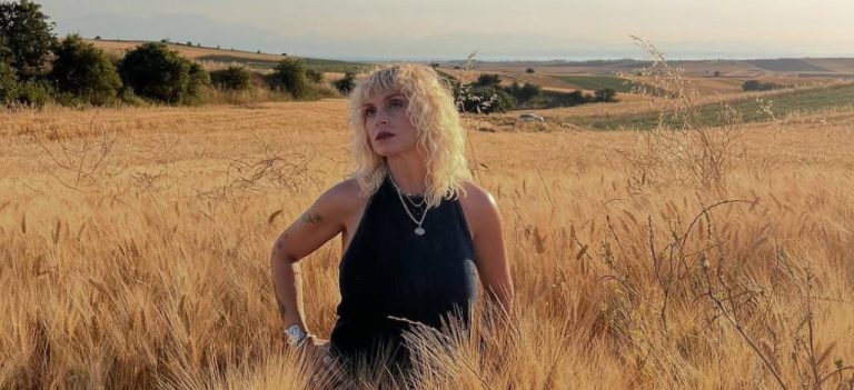 Η Ελεωνόρα Ζουγανέλη λέει «Σ’ Ερωτεύομαι»