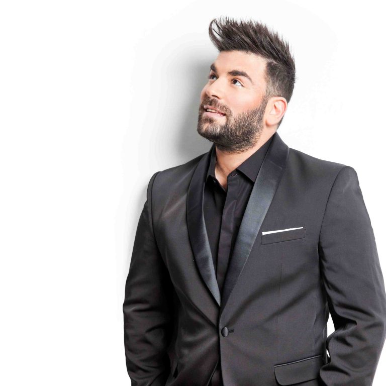 Ανίκητος ο Παντελής Παντελίδης | Ποια τραγούδια του κυριαρχούν στα charts