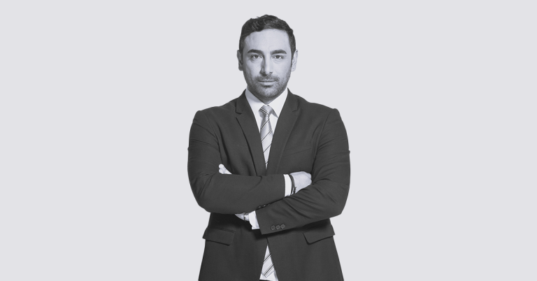 ΚΩΔΙΚΟΣ 56 – Ντοκιμαντέρ ερευνητικής δημοσιογραφίας με τον Κυριάκο Πενηνταέξ