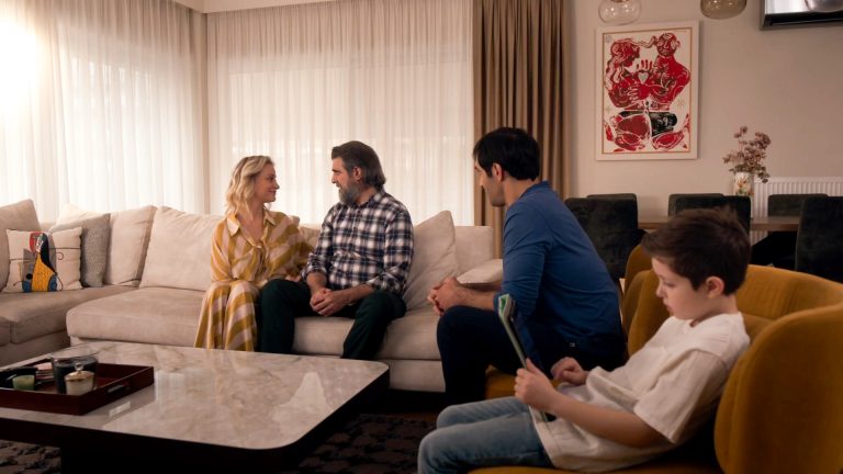 «ΣΕΡΡΕΣ»  2ος ΚΥΚΛΟΣ  ΤΡΙΤΗ 14 ΟΚΤΩΒΡΙΟΥ, ΣΤΙΣ 22:30  ΔΙΠΛΟ ΕΠΕΙΣΟΔΙΟ