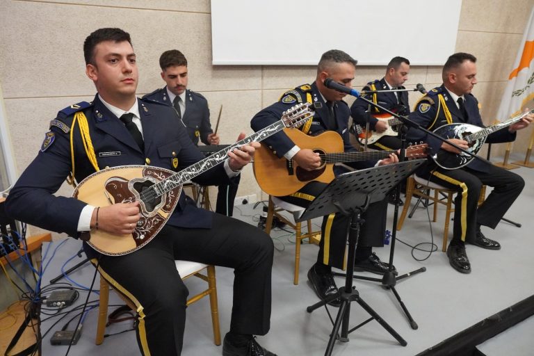 ΡΙΚ και Υπουργείο Άμυνας τίμησαν τα 25 χρόνια της εκπομπής «Αμύνεσθαι Περί Πάρτης»