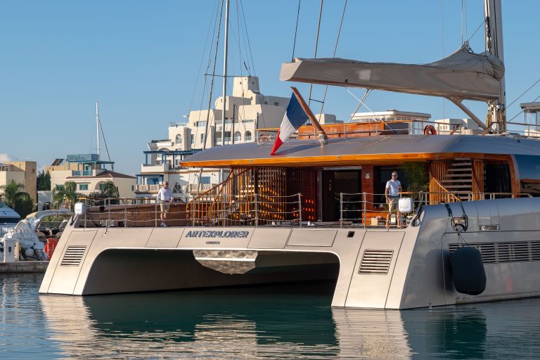 Η Μαρίνα Λεμεσού φιλοξενείσαι με περηφάνια το Art Explorer, το πρώτο και μεγαλύτερο μουσείο-πλοίο στον κόσμο στα πλαίσια του Art Explora Festival