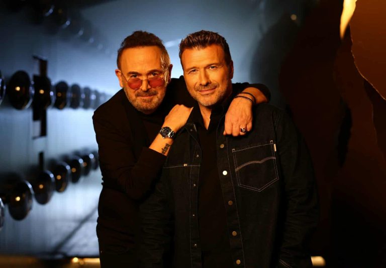 Πανέτοιμοι για τη μεγάλη τους πρεμιέρα στο ANODOS οι Σταμάτης Γονίδης και Γιάννης Πλούταρχος!