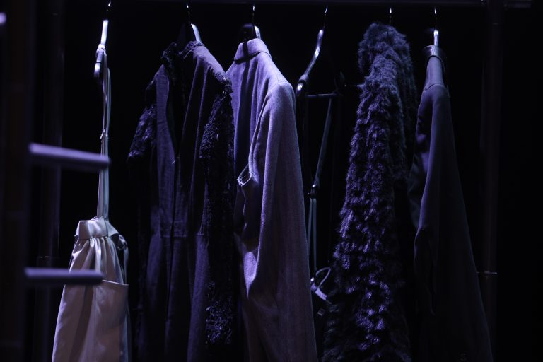 Μαργαρίτα forever μια παράσταση βασισμένη στο διήγημα του Δημήτρη Χατζή «Μαργαρίτα Περδικάρη»