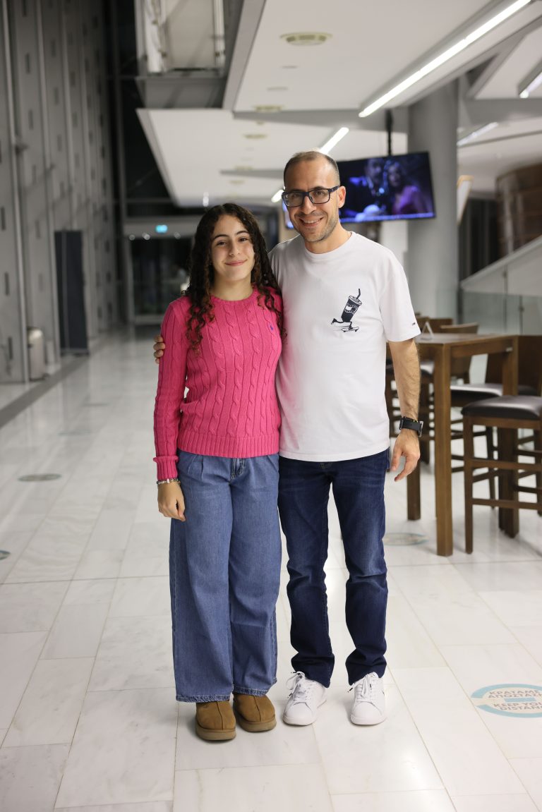 Μαργαρίτα forever μια παράσταση βασισμένη στο διήγημα του Δημήτρη Χατζή «Μαργαρίτα Περδικάρη»