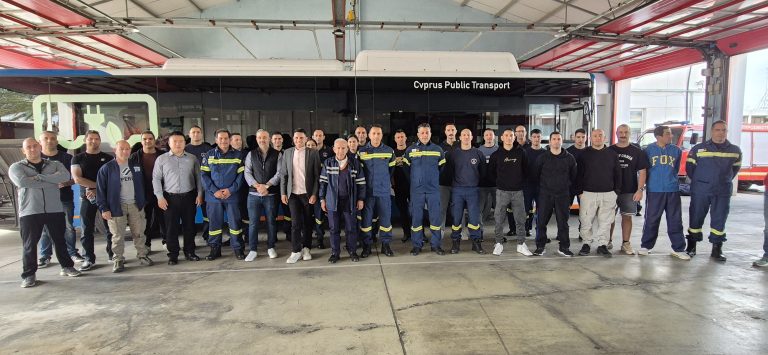 ΠΑΡΟΥΣΙΑΣΗ ΗΛΕΚΤΡΙΚΩΝ ΛΕΩΦΟΡΕΙΩΝ ΣΤΗΝ ΠΥΡΟΣΒΕΣΤΙΚΗ ΥΠΗΡΕΣΙΑ