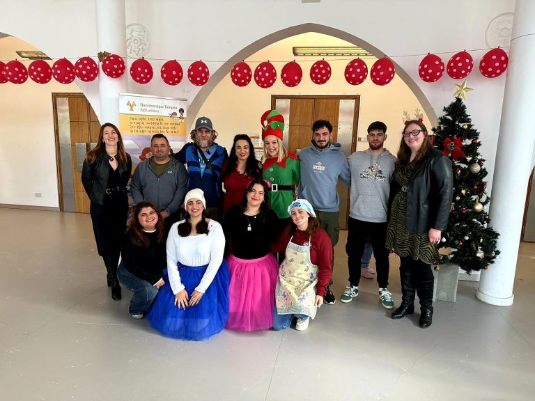 Μια μέρα αφιερωμένη στα Χριστούγεννα και στα Παιδιά Γιορτινή εκδήλωση από το Παιδικό Τμήμα Βρεφικής, Νηπιακής και Πρώτης Σχολικής Ηλικίας της Βιβλιοθήκης του Πανεπιστημίου Κύπρου