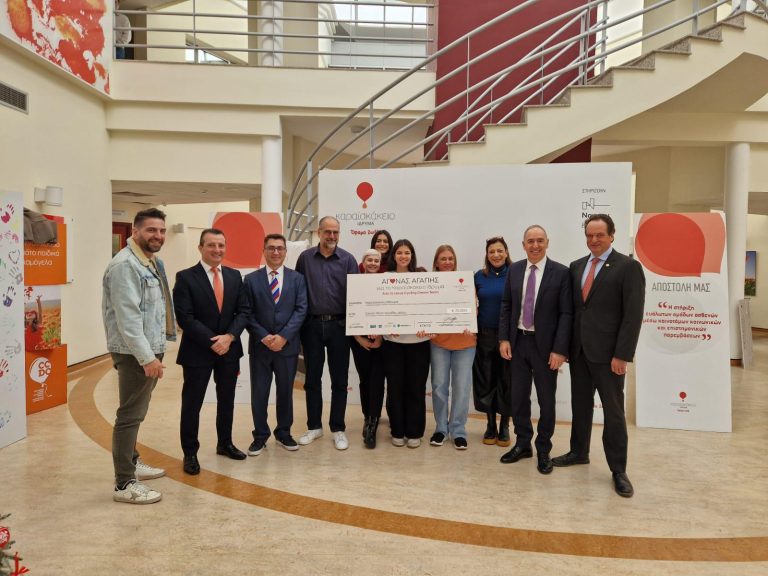 Η Lexus Cycling Dream Team παρέδωσε €25.000 στο Καραϊσκάκειο Ίδρυμα μέσω του «Αγώνα Αγάπης 2025»