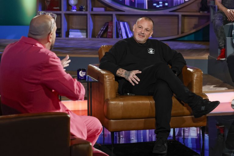 «ΣΤΗΝ ΑΓΚΑΛΙΑ ΤΟΥ ΦΑΝΗ» Με τον Φάνη Λαμπρόπουλο ΘΑΛΕΙΑ ΜΑΤΙΚΑ, ΤΑΣΟΣ ΙΟΡΔΑΝΙΔΗΣ ΚΑΙ ΔΗΜΗΤΡΗΣ ΣΚΑΡΜΟΥΤΣΟΣ ΣΤΗΝ ΠΙΟ ΑΠΡΟΒΛΕΠΤΗ ΑΓΚΑΛΙΑ!