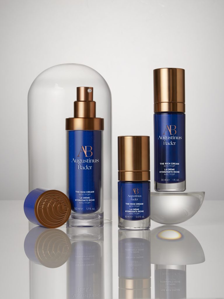 Χρυσές Σφαίρες 2026 Η απόλυτη προετοιμασία επιδερμίδας για το κόκκινο χαλί από την Augustinus Bader, με τον Celebrity Facialist  Lord Gavin McLeod-Valentine