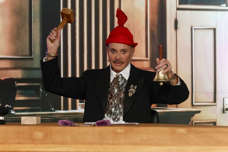 «ΣΤΗΝ ΑΓΚΑΛΙΑ ΤΟΥ ΦΑΝΗ» Με τον Φάνη Λαμπρόπουλο ΠΑΡΑΣΚΕΥΗ ΚΑΙ ΣΑΒΒΑΤΟ ΣΤΙΣ 23:00 ΣΤΟ ΣΙΓΜΑ