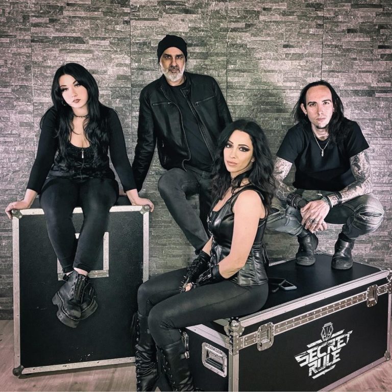 Οι SECRET RULE μοιράζονται το νέο τους single και βίντεο “Lost In Paradise”