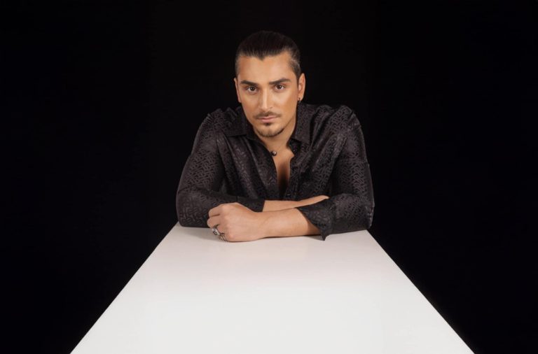 Ο Λευτέρης Κρίκης κάθε Πέμπτη στο «Ethos»!