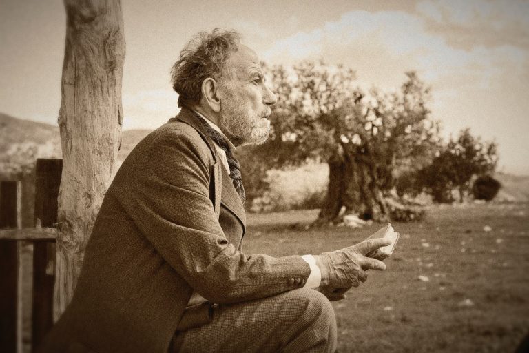 Κεντρική Σκηνή ΘΟΚ Μεταφράσεις του Μπράιαν Φρίηλ Σκηνοθεσία: Patrick Myles  Από 28 Μαρτίου 2026 Ξεκίνησε η προπώληση