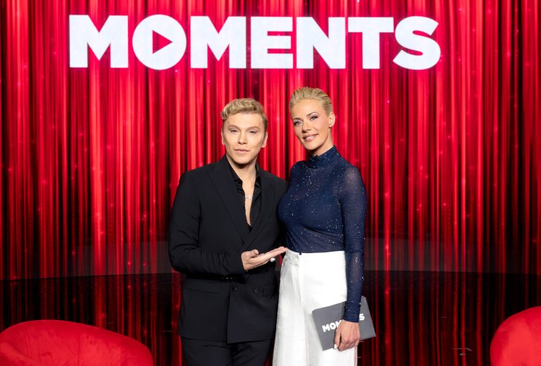 «MOMENTS»  Με τη Ζέτα Μακρυπούλια  Παρασκευή 15 Μαΐου στις 21:15 στον ΑΝΤ1 Καλεσμένος ο Τάκης Ζαχαράτος