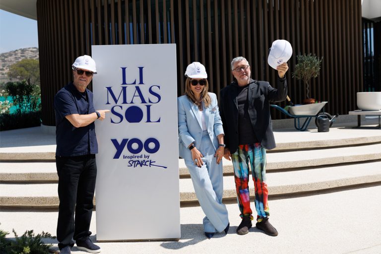 Ο Philippe Starck επισκέπτεται για πρώτη φορά την Κύπρο για το YOO Limassol