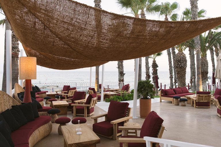 Αύγουστος στο Amor Beach Restaurant