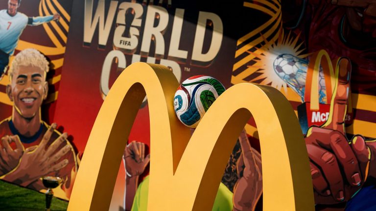 FIFA World Cup Bus Tour: Τα McDonald’s™ Κύπρου έφεραν τη μαγεία του FIFA World Cup™ σε όλη την Κύπρο!