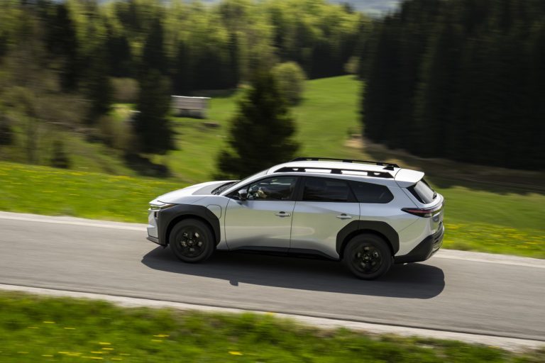Toyota και Lexus ενισχύουν την κυριαρχία τους στα εξηλεκτρισμένα μοντέλα